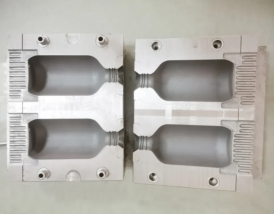 plastic bottle molds
